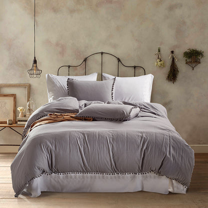 Three-piece bedding set